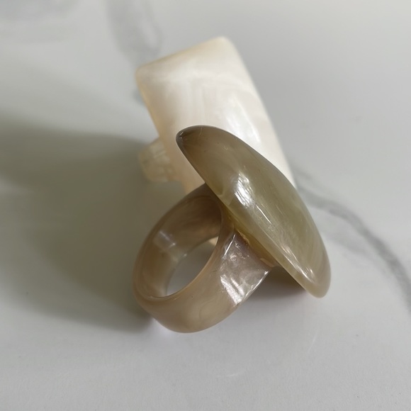 Fashion Jewelry Rings - Picture 5 of 6